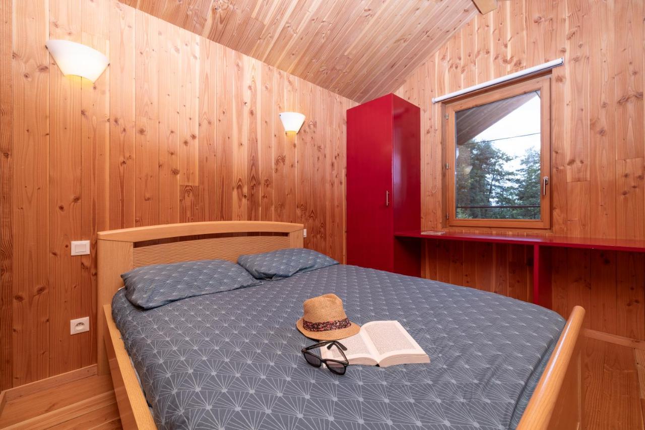 Camping Le Lac Des Sapins Cublize 外观 照片