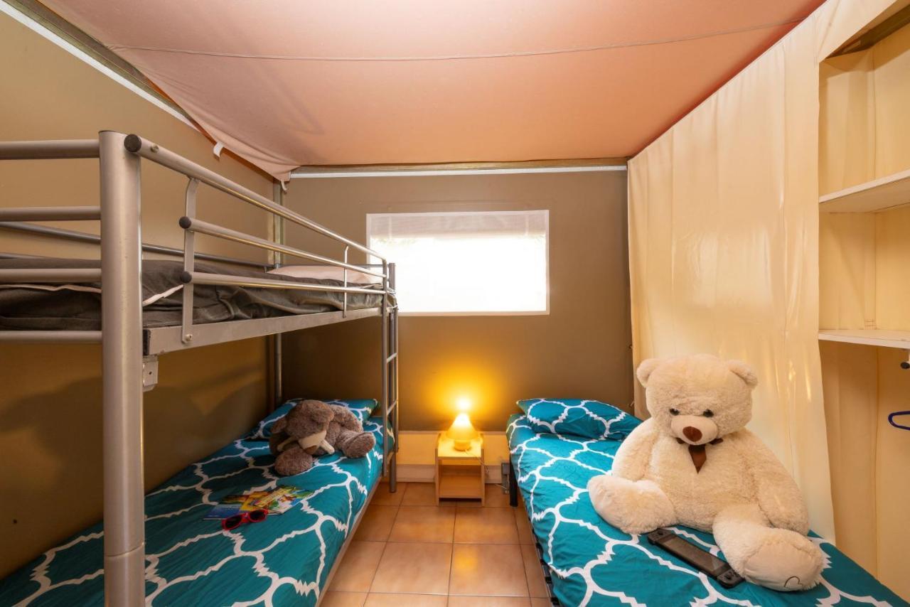 Camping Le Lac Des Sapins Cublize 外观 照片